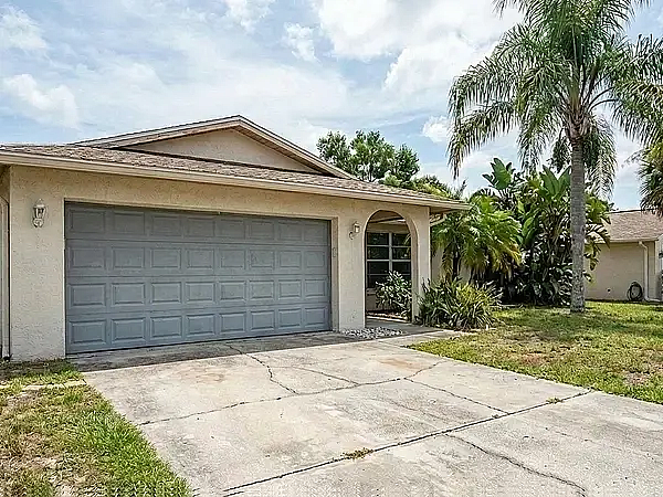 Is Your Garage Door in Volusia County Ready for a Full Replacement?